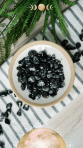 Healing Properties of Snowflake Obsidian: A Crystal for Balance & Courage