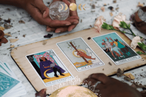Crystals for tarot and oracle card readings