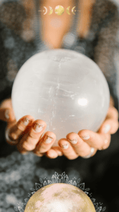 Scrying Divination with Crystal Balls